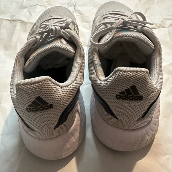 Adidas Men's Light Gray Athletic Shoes - Picture 13 of 15